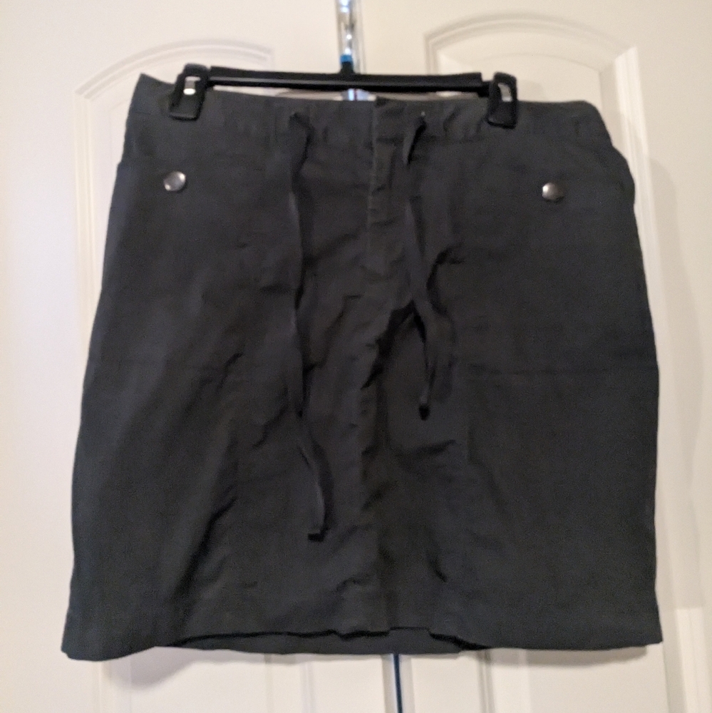 Women's Eddie Bauer Gray Skirt, Size 6